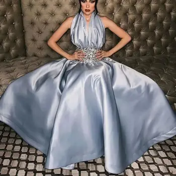 Prabangių Vakarinių Suknelių 2024 V Kaklo Blizgančiais Mėlyna Šalis Suknelė Apynasrio Kalnų Krištolas Grindų Ilgis Saudo Arabija Oficialus Suknelė